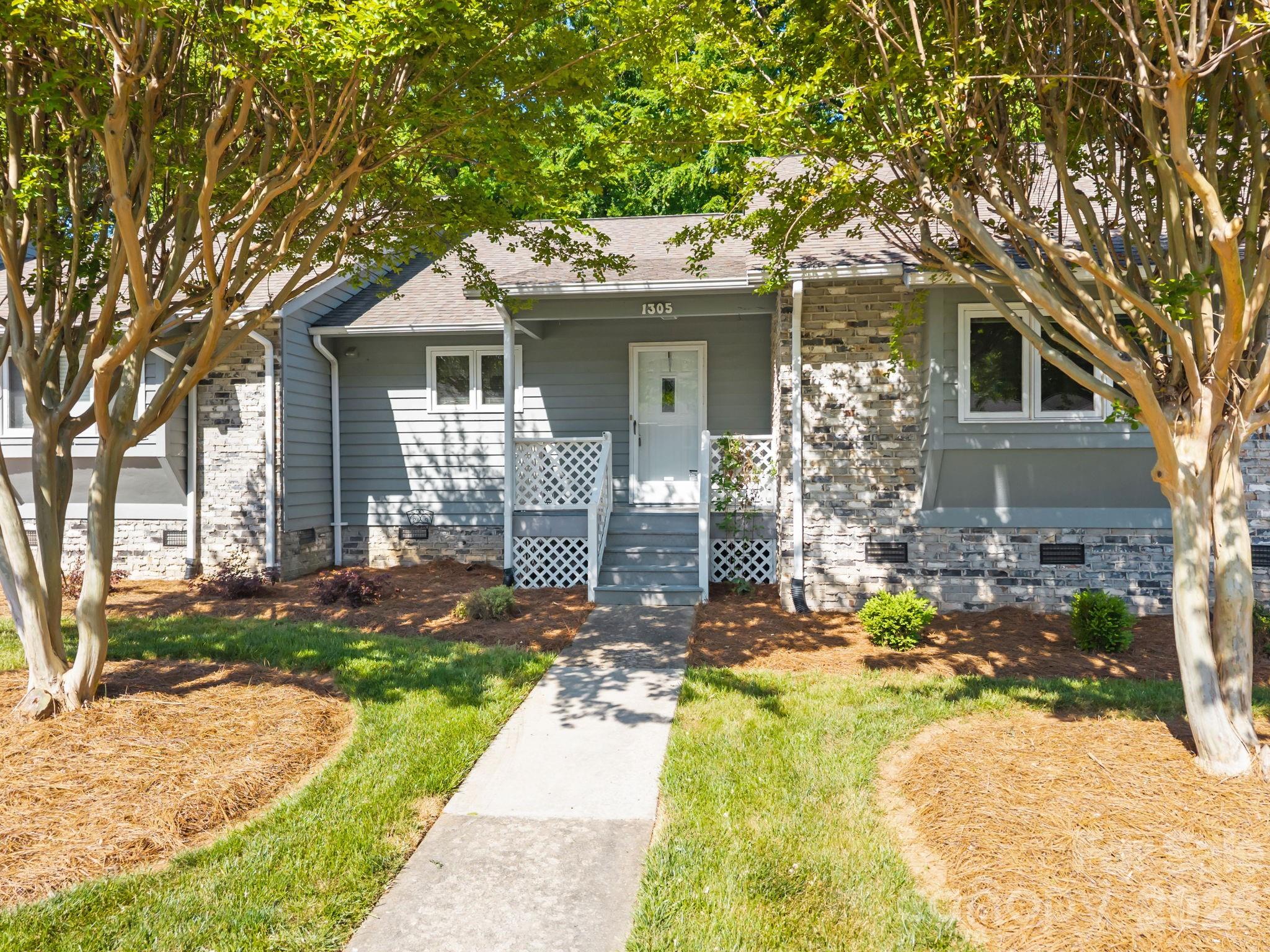 1305 Wellington Hills Circle