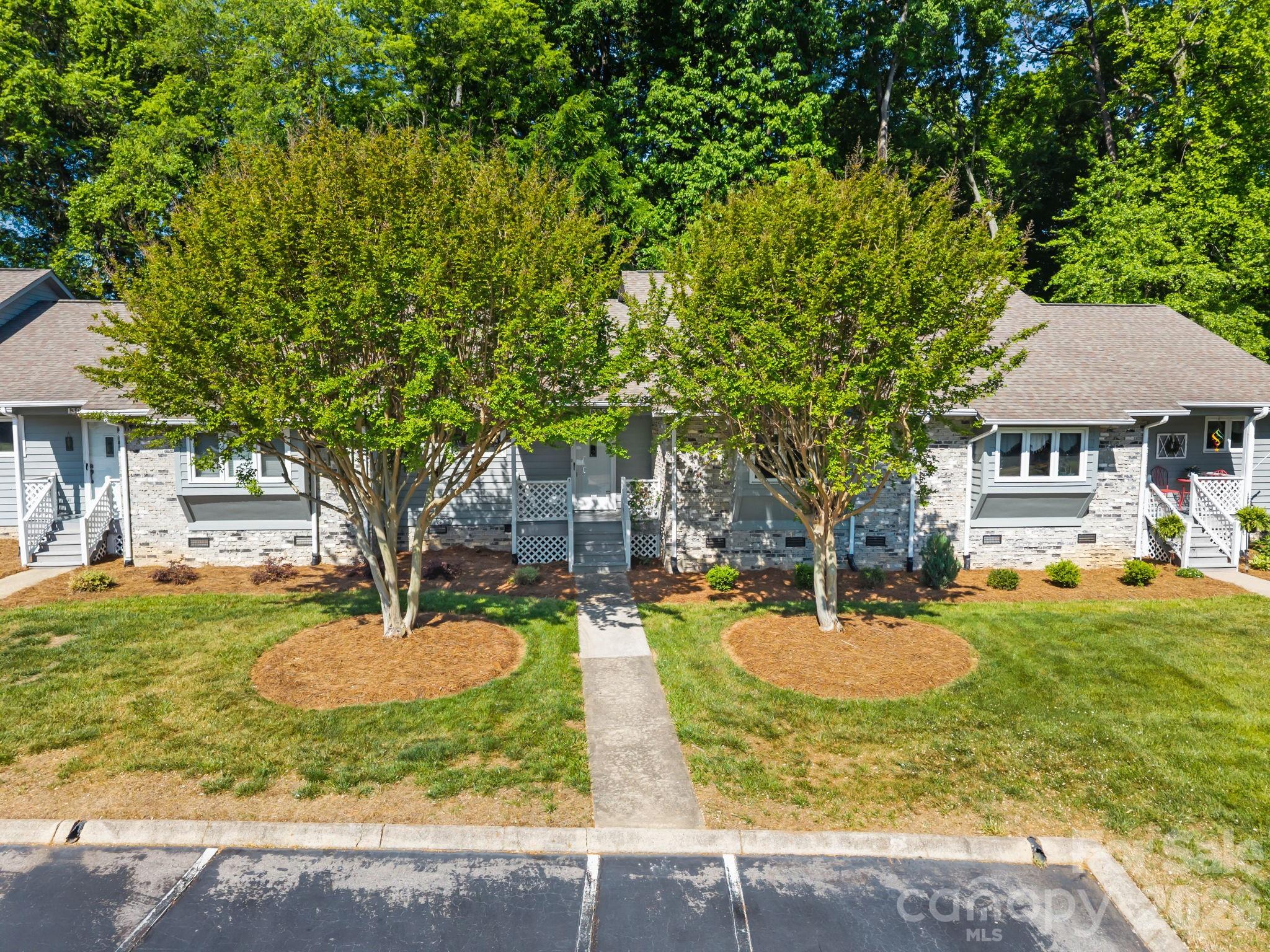 1305 Wellington Hills Circle