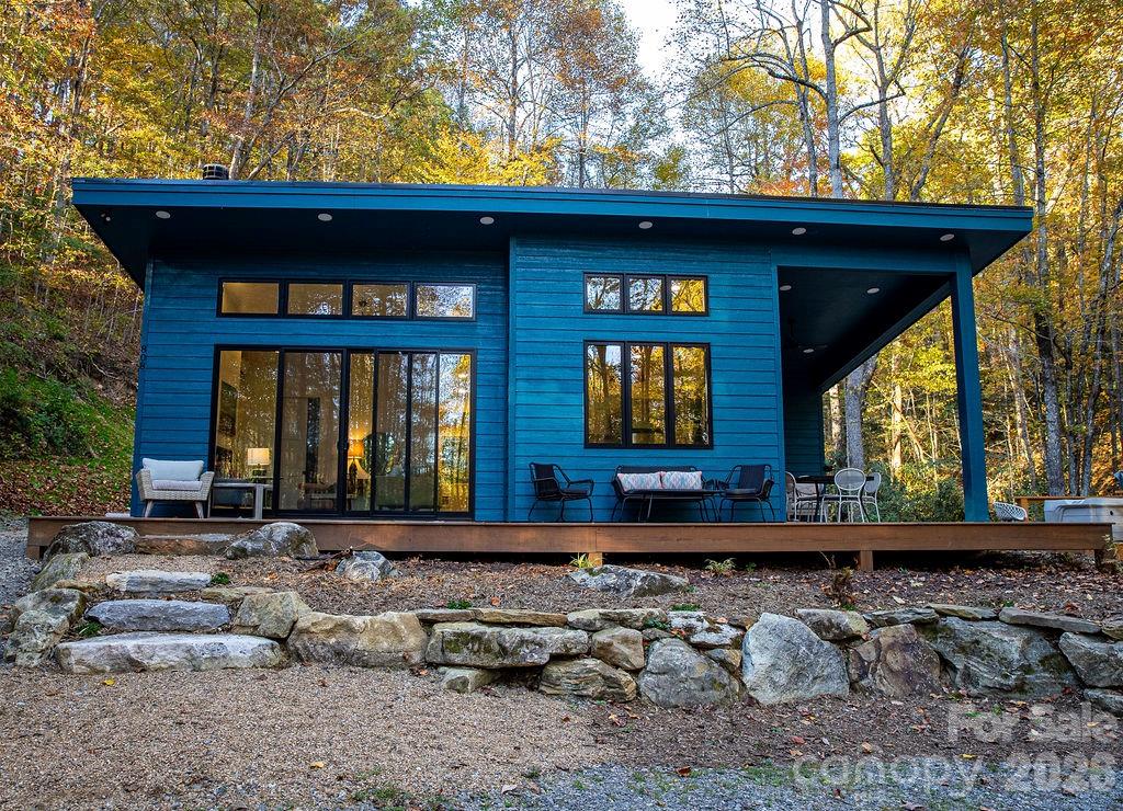 808 Mountain Cove Road