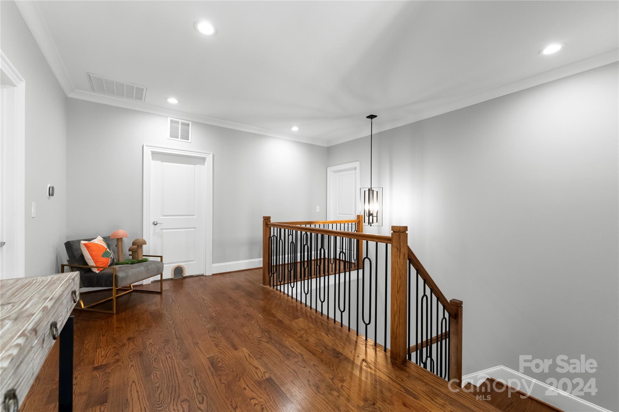 Mammoth Oaks - Residential