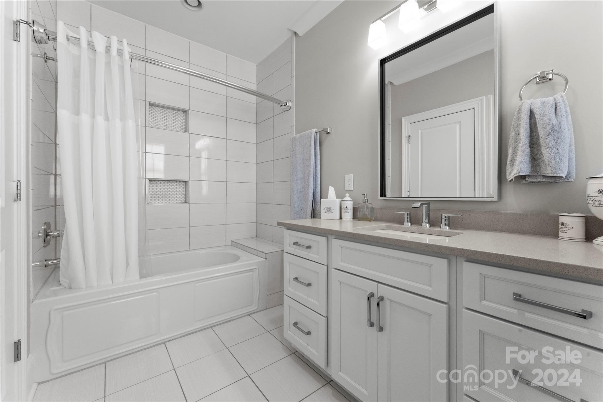 Mammoth Oaks - Residential