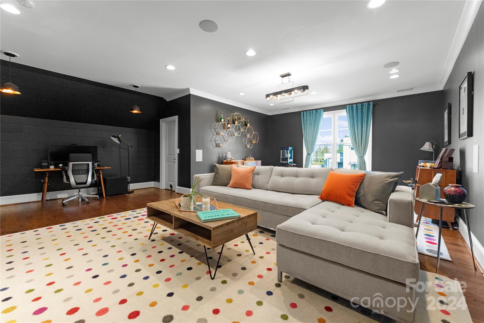 Mammoth Oaks - Residential