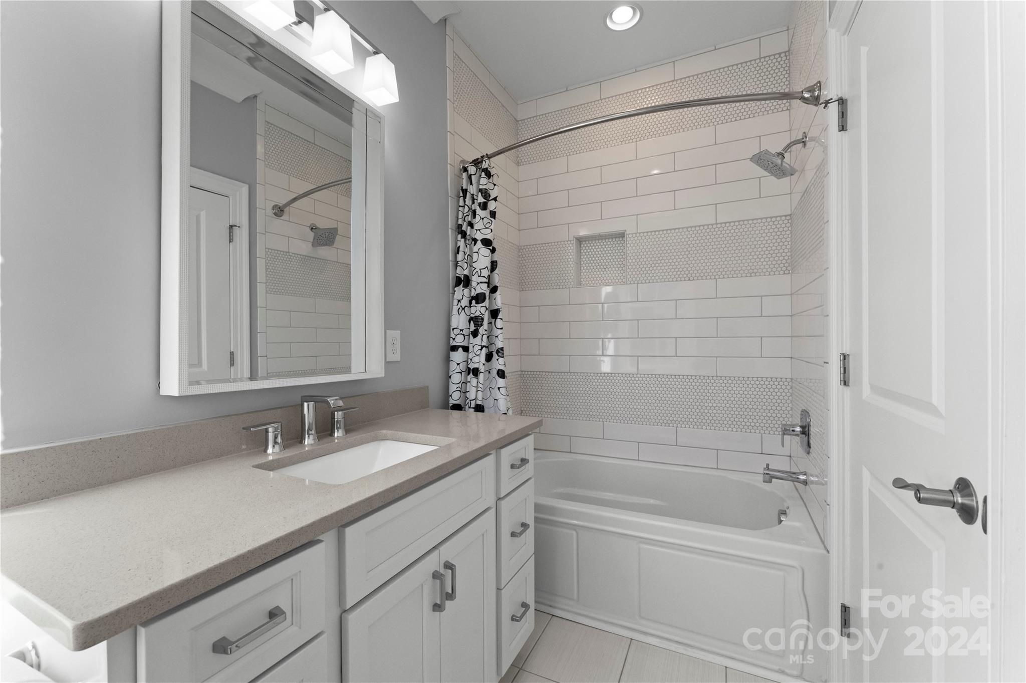 Mammoth Oaks - Residential