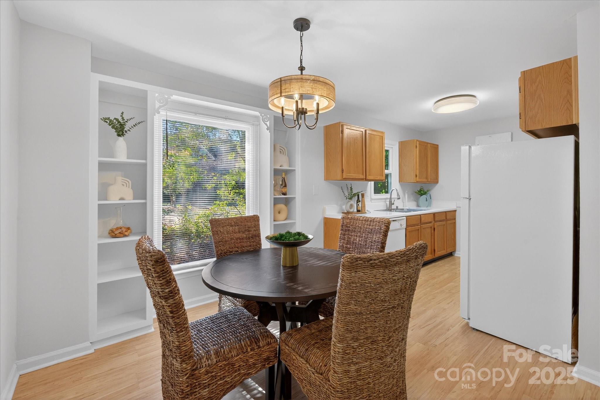 Myers Park Manor - Residential