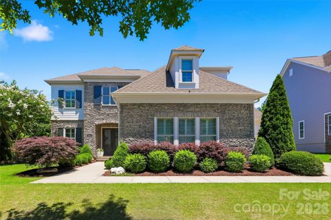 Photo of 2082 Tatton Hall Road, Fort Mill, SC 29715 (MLS # 4389128)