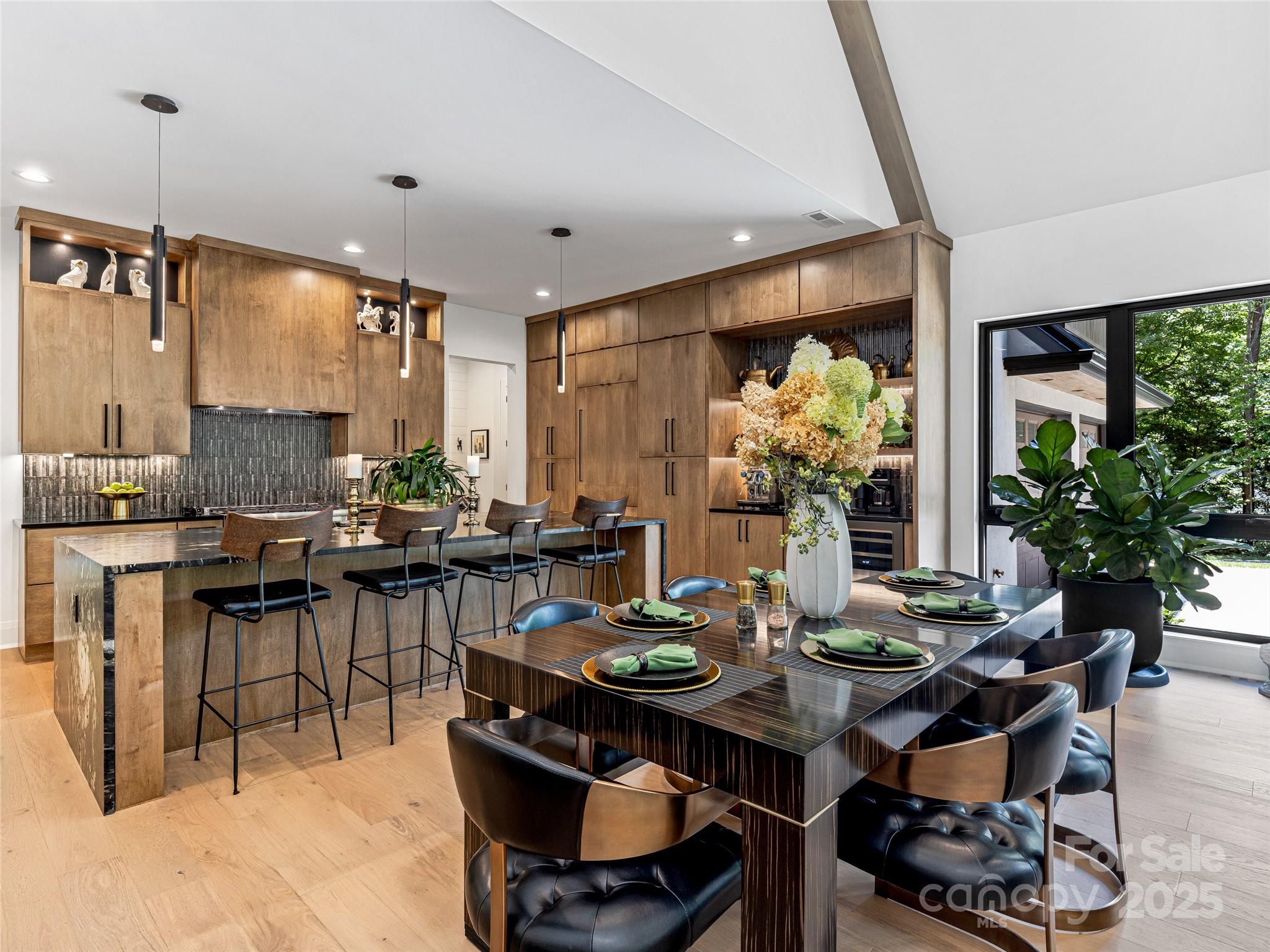 216 Shadybrook Trail 270
