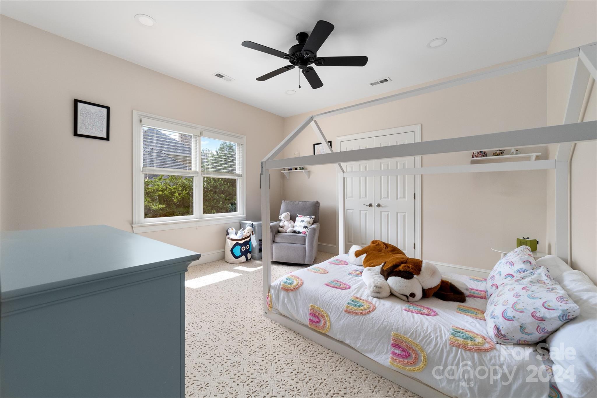 The Peninsula - Residential