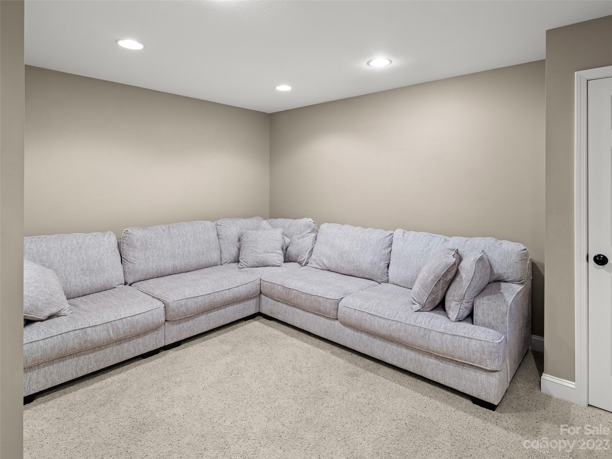 Weston Heights - Residential