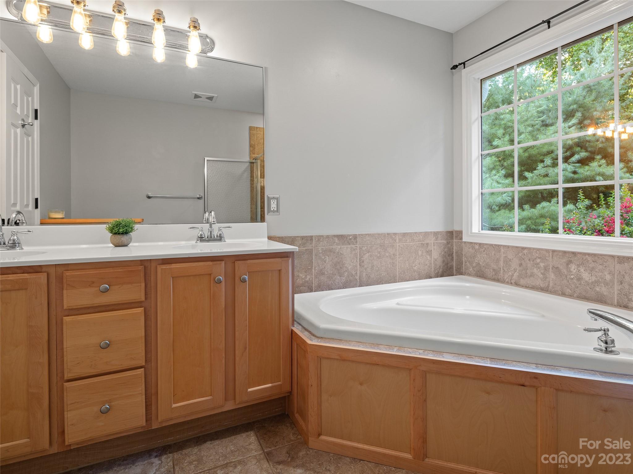 Weston Heights - Residential