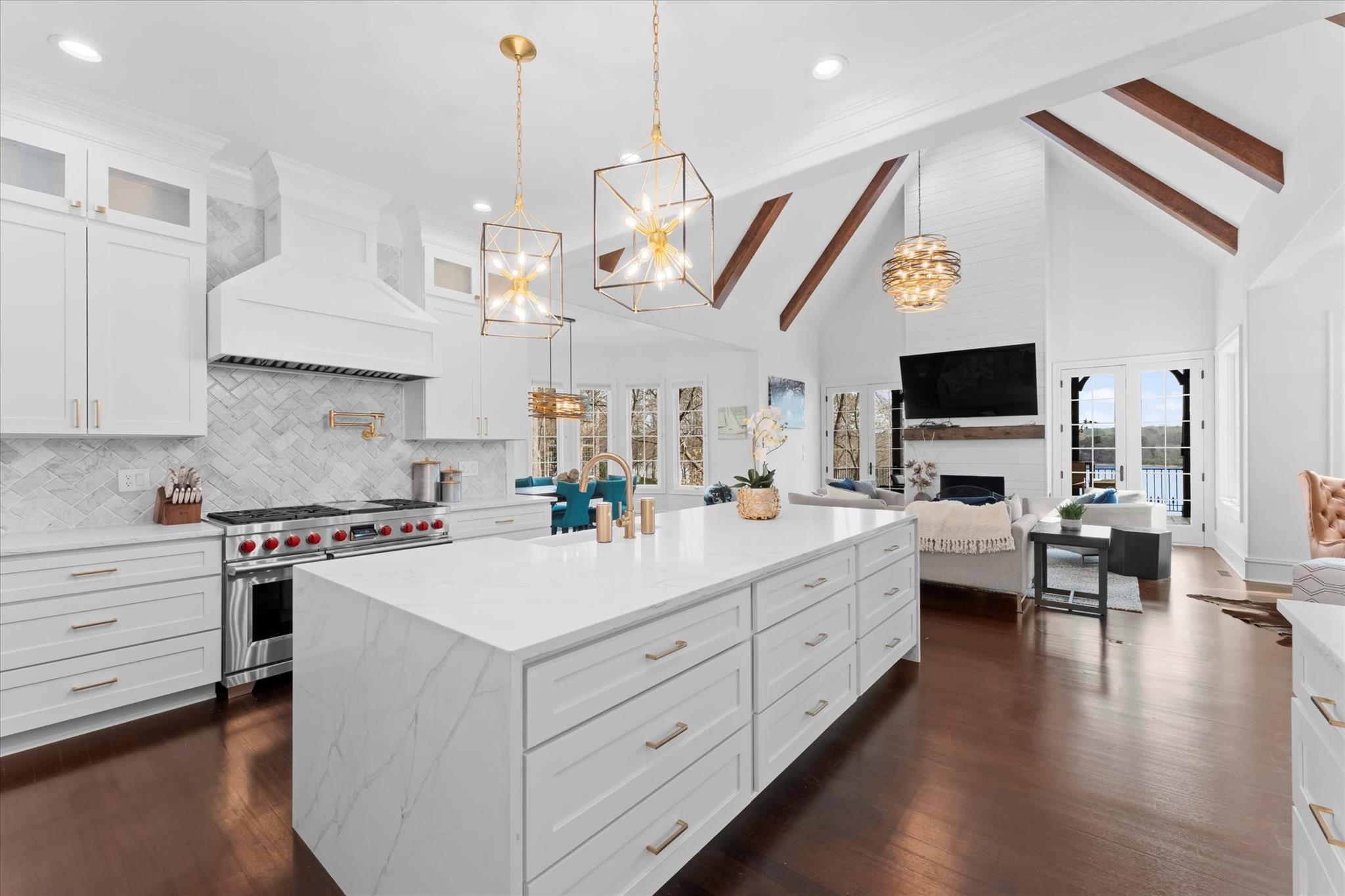 Woodland Bay - Residential