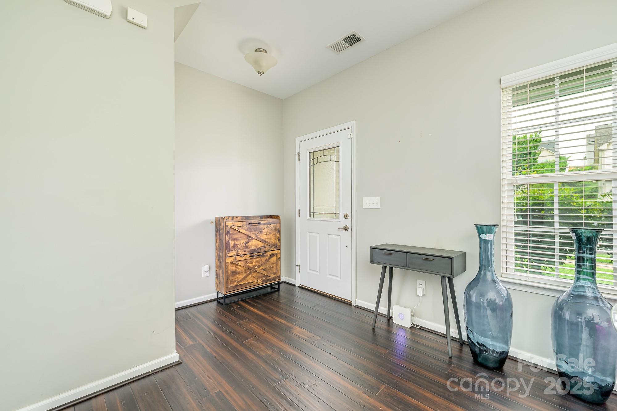 1295 Farm Branch Drive SW