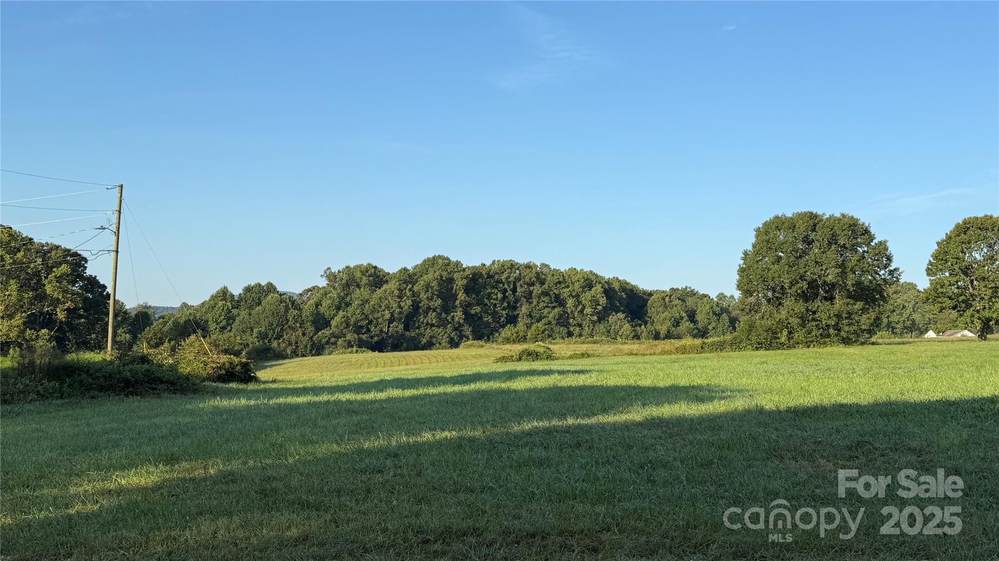 Morganton, North Carolina 28655, United States, 3 Bedrooms Bedrooms, ,1 BathroomBathrooms,Residential,Under Contract,210038