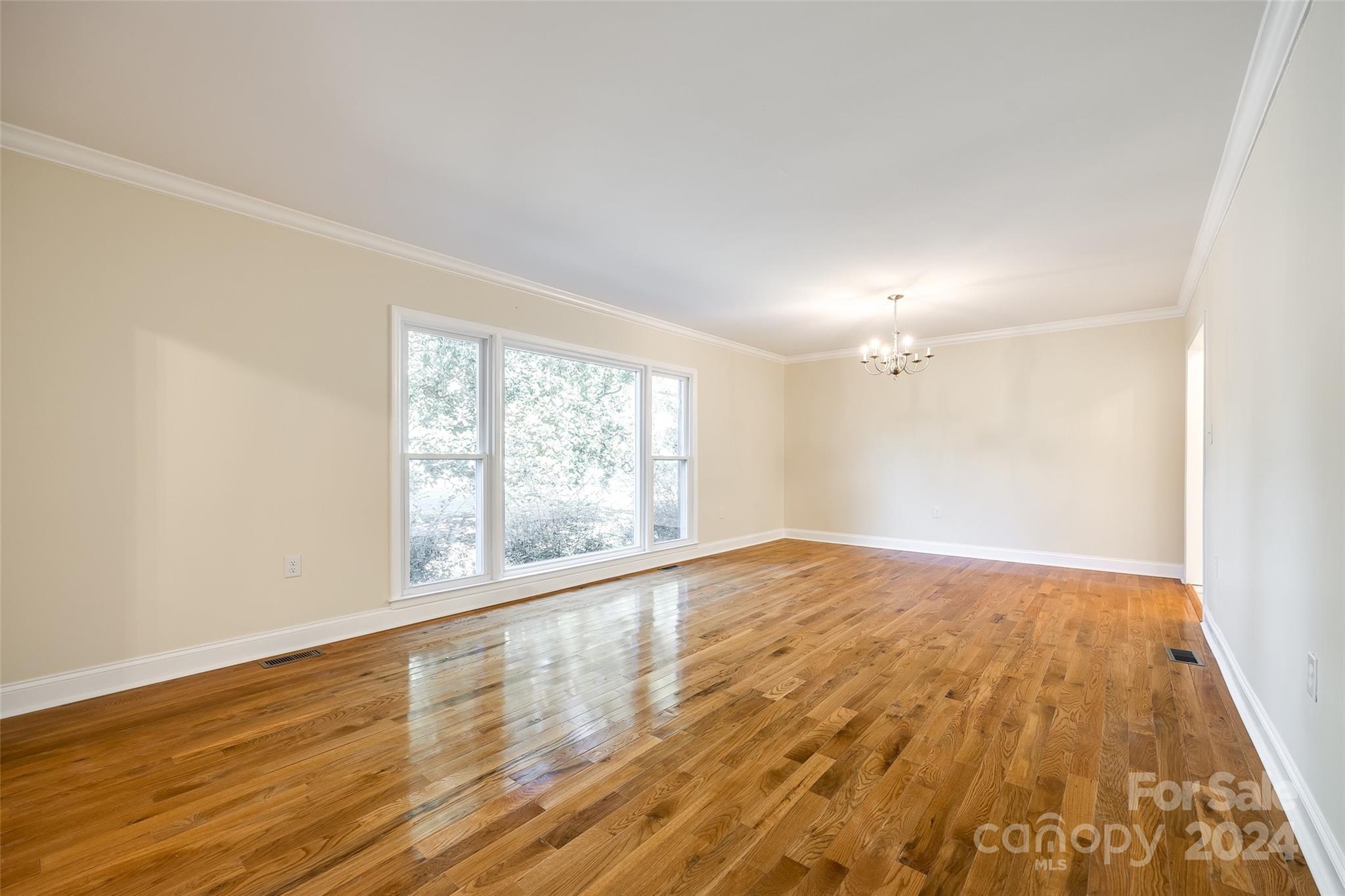 2129 James Court