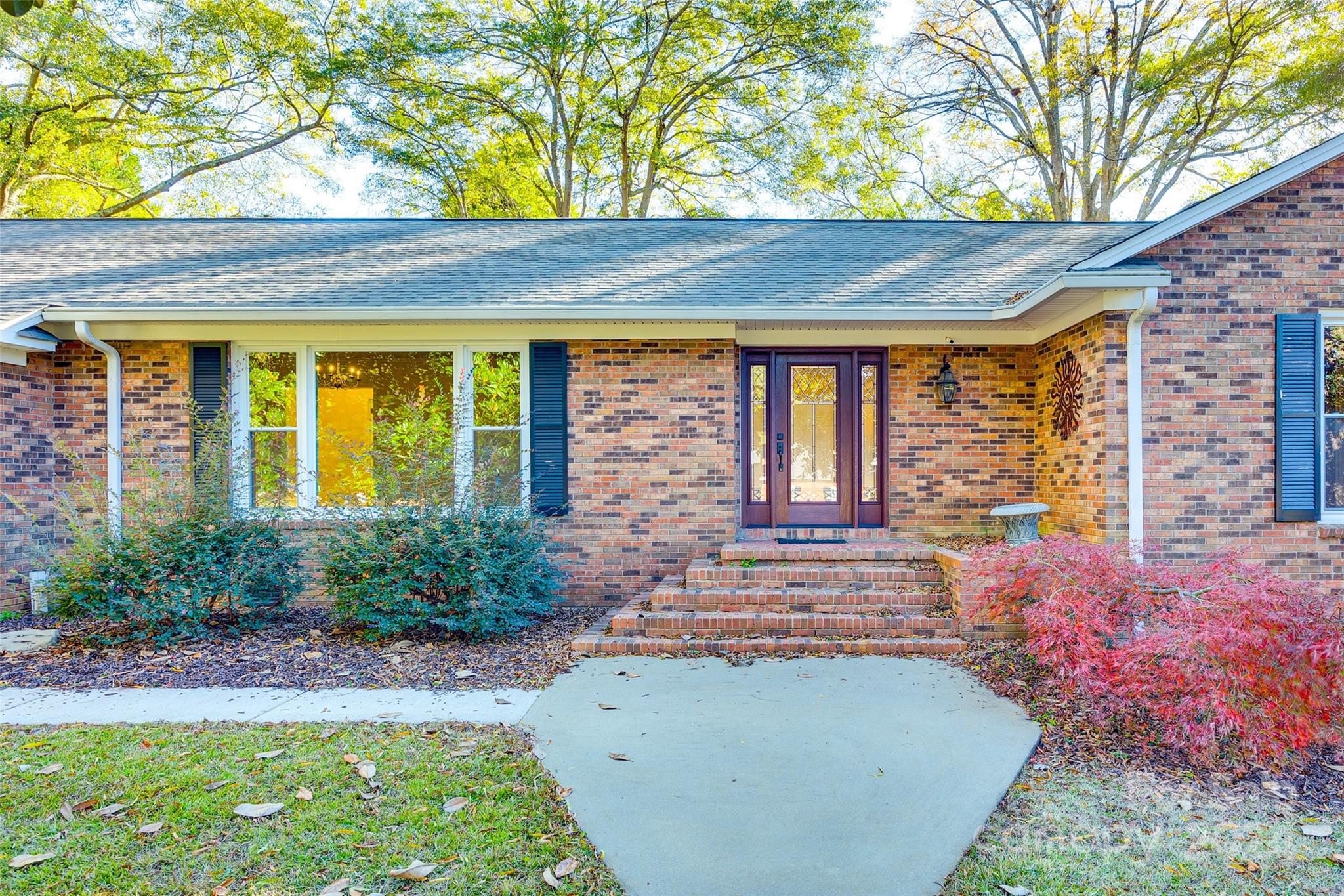 2129 James Court