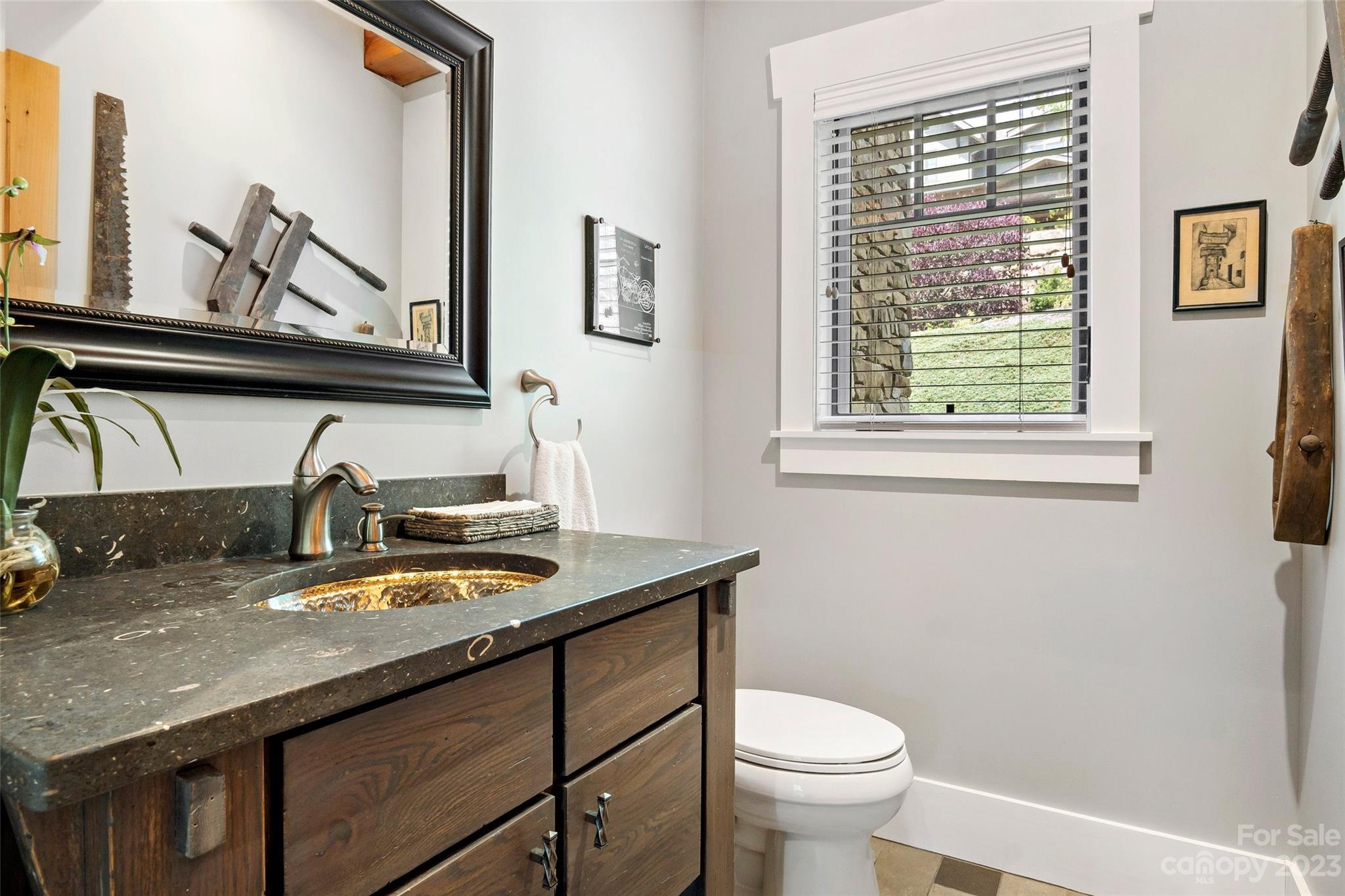 The Settings Of Black Mountain - Residential