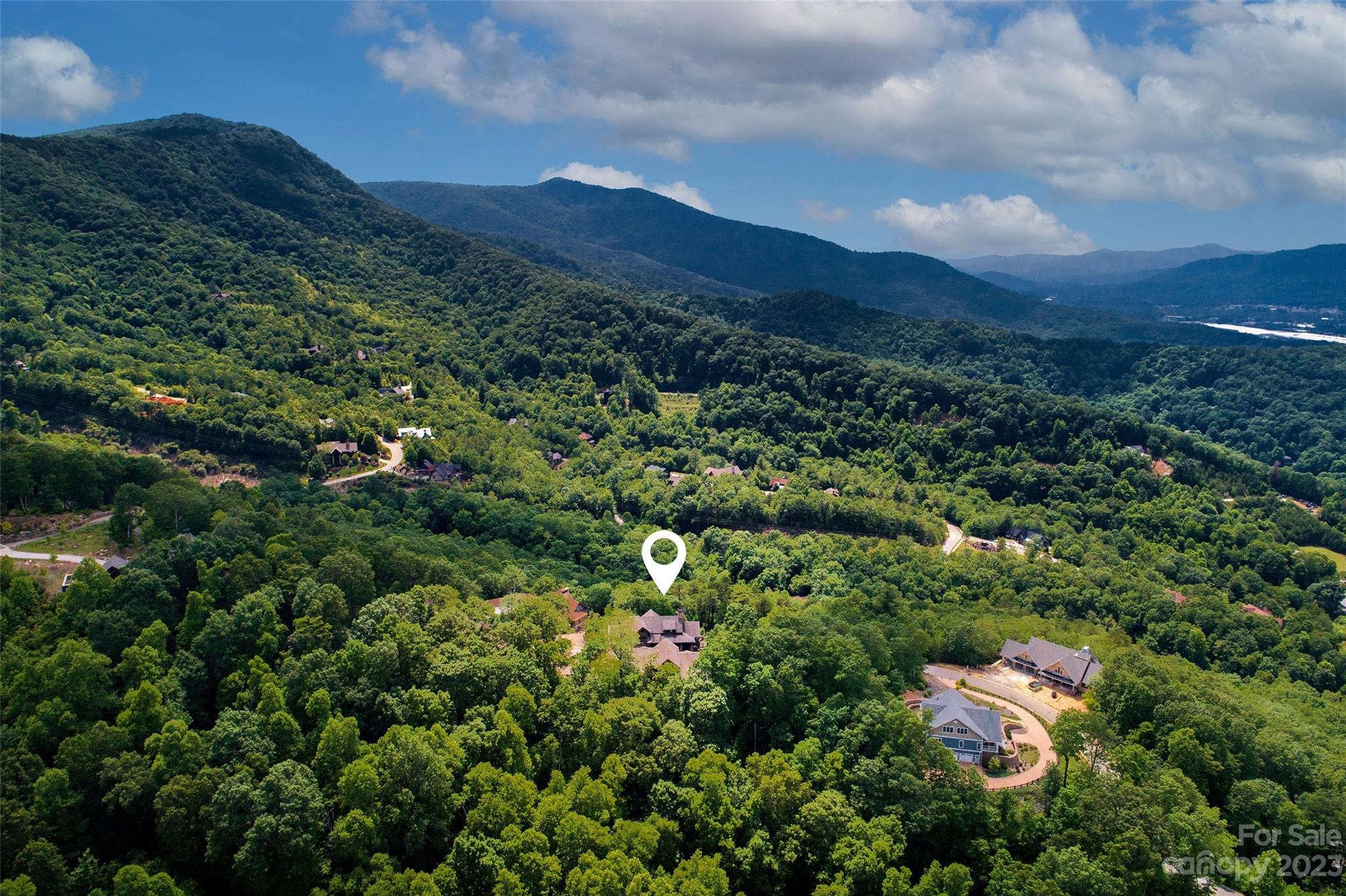 The Settings Of Black Mountain - Residential