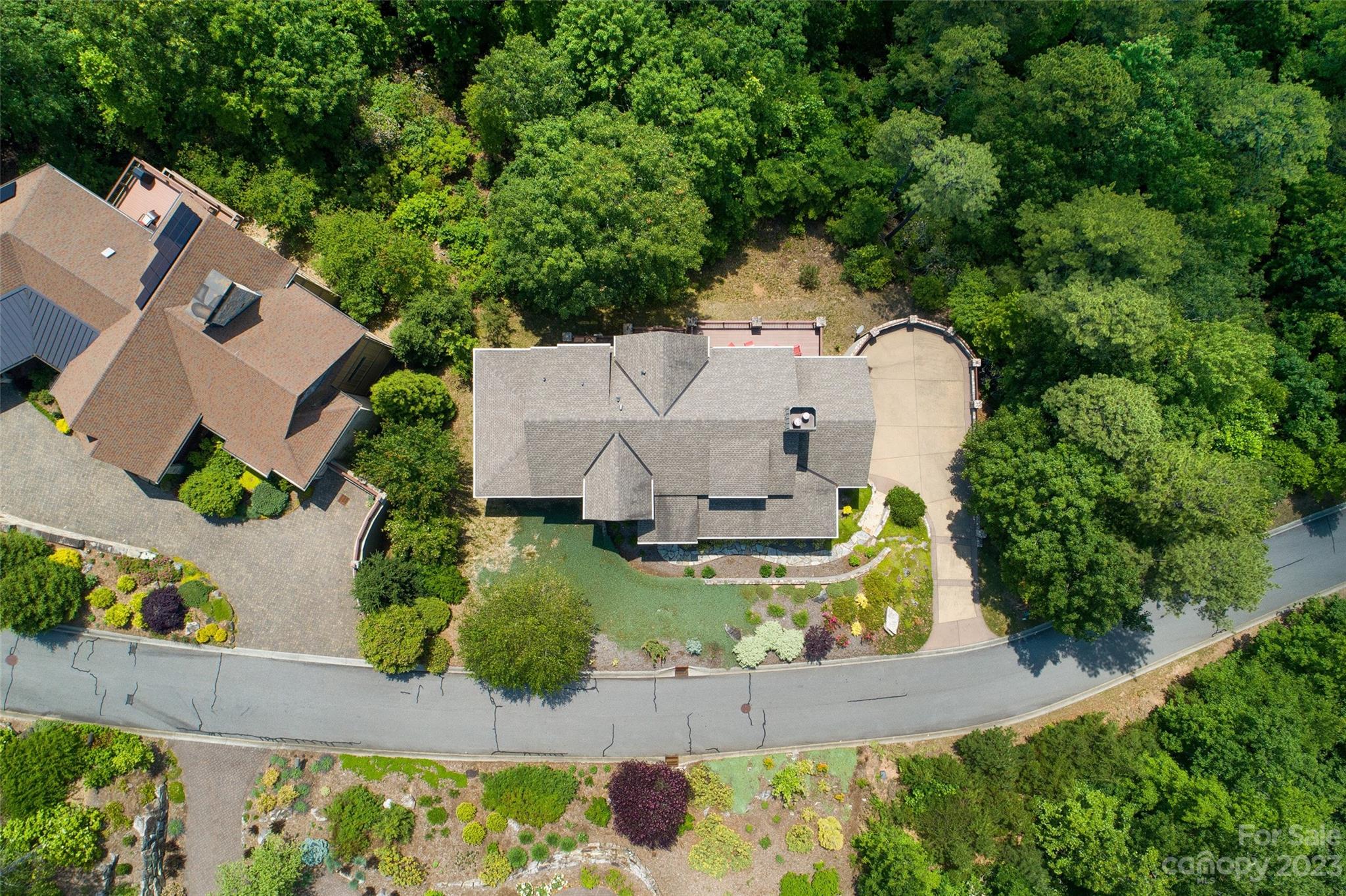 The Settings Of Black Mountain - Residential