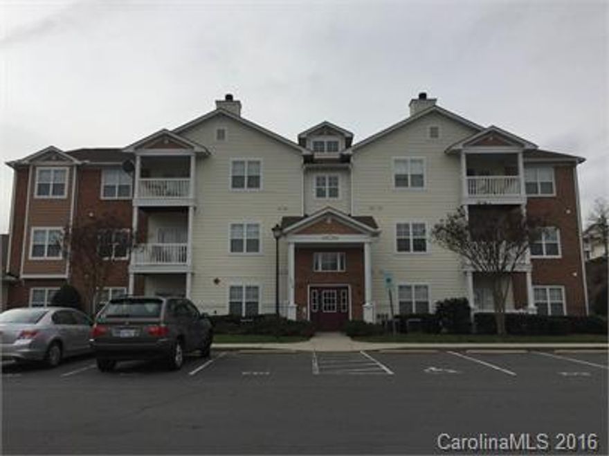 Beautiful 2 bedroom, 2 bathroom home on the second floor of this University area condo. The home is in very good condition, and includes all appliances (including washer and dryer). There is pool access, and close proximity to interstates, University, restaurants, etc. 1 car garage also included!