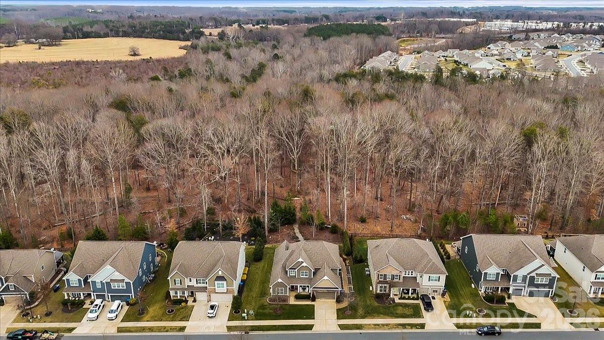 Lakewalk - Residential