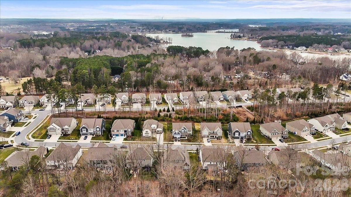 Lakewalk - Residential