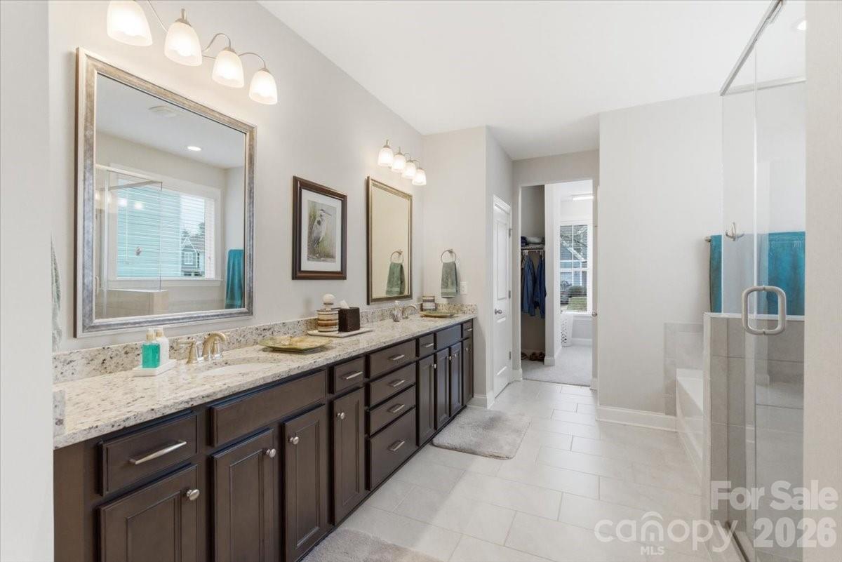 Lakewalk - Residential