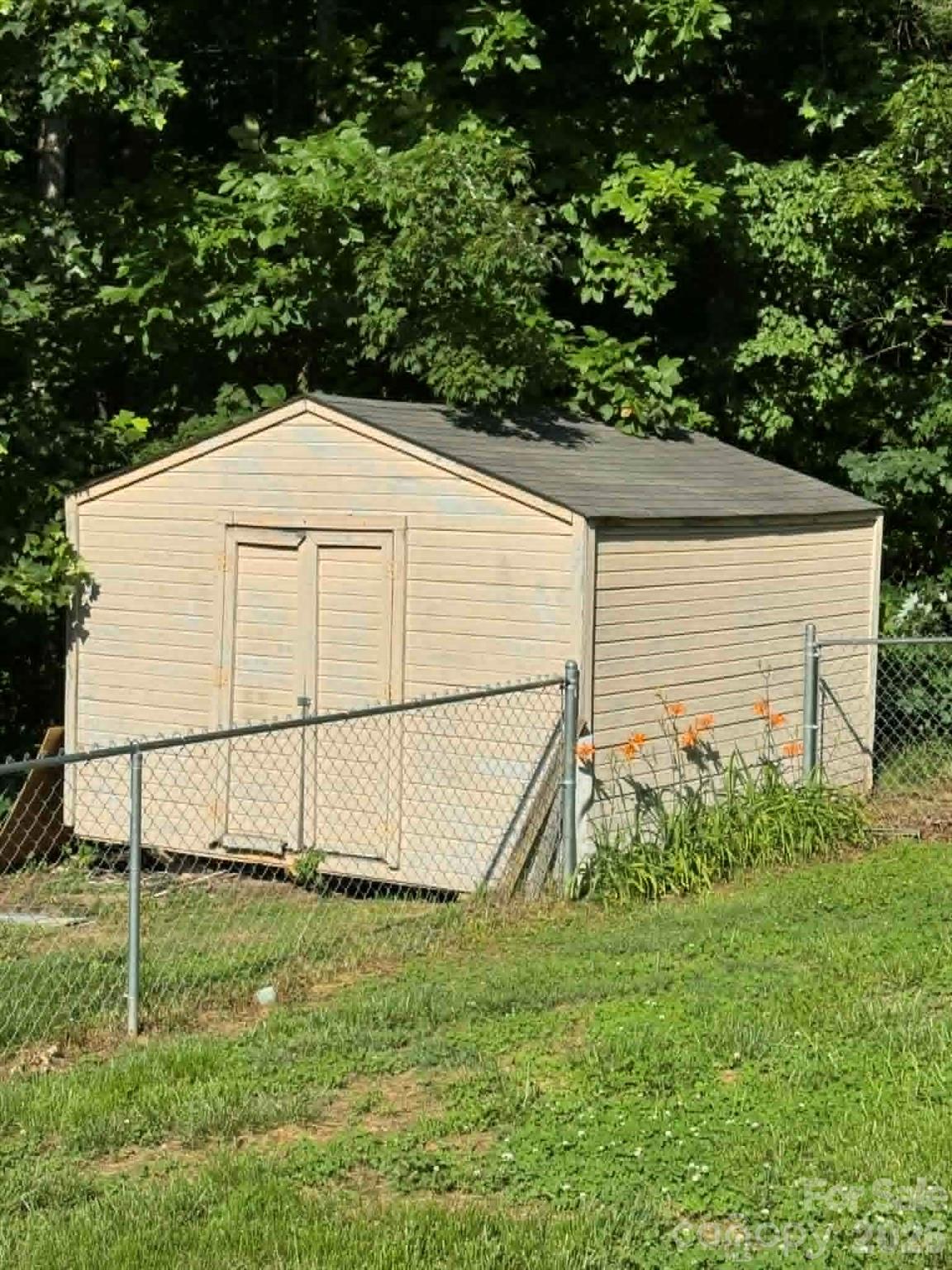 2588 Knight Drive