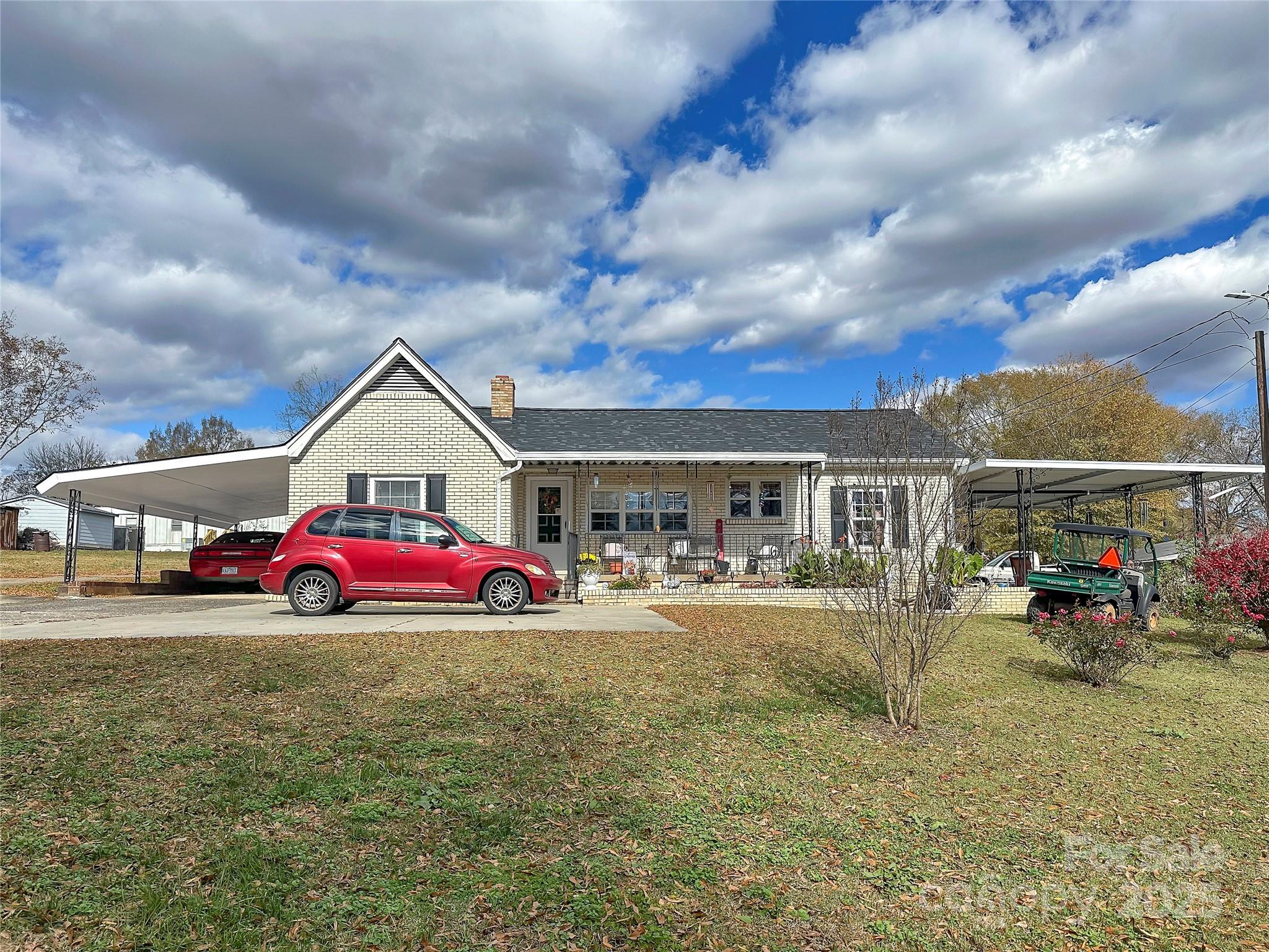 2612 W Dixon Boulevard