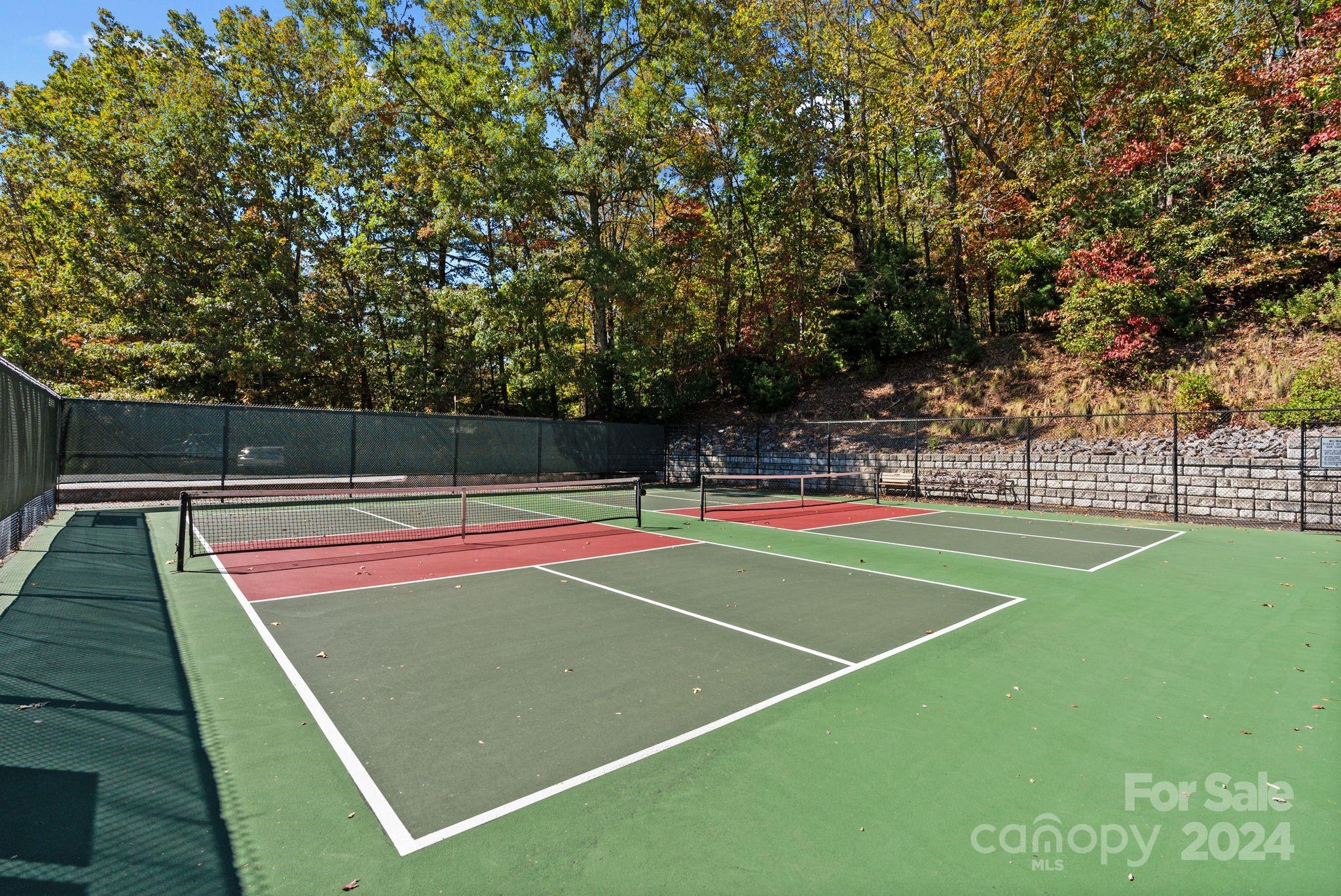 Connestee Falls - Residential