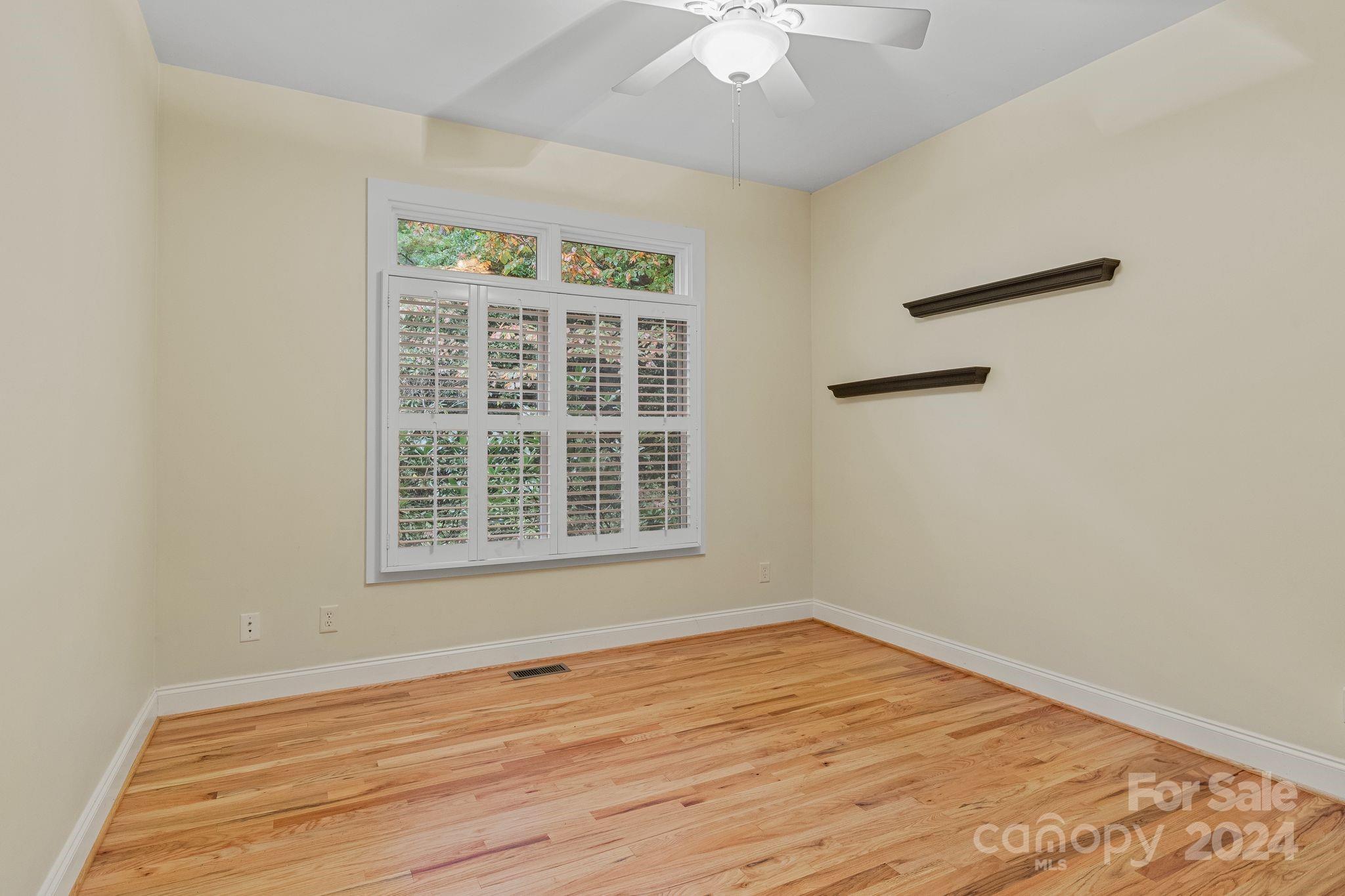 Connestee Falls - Residential