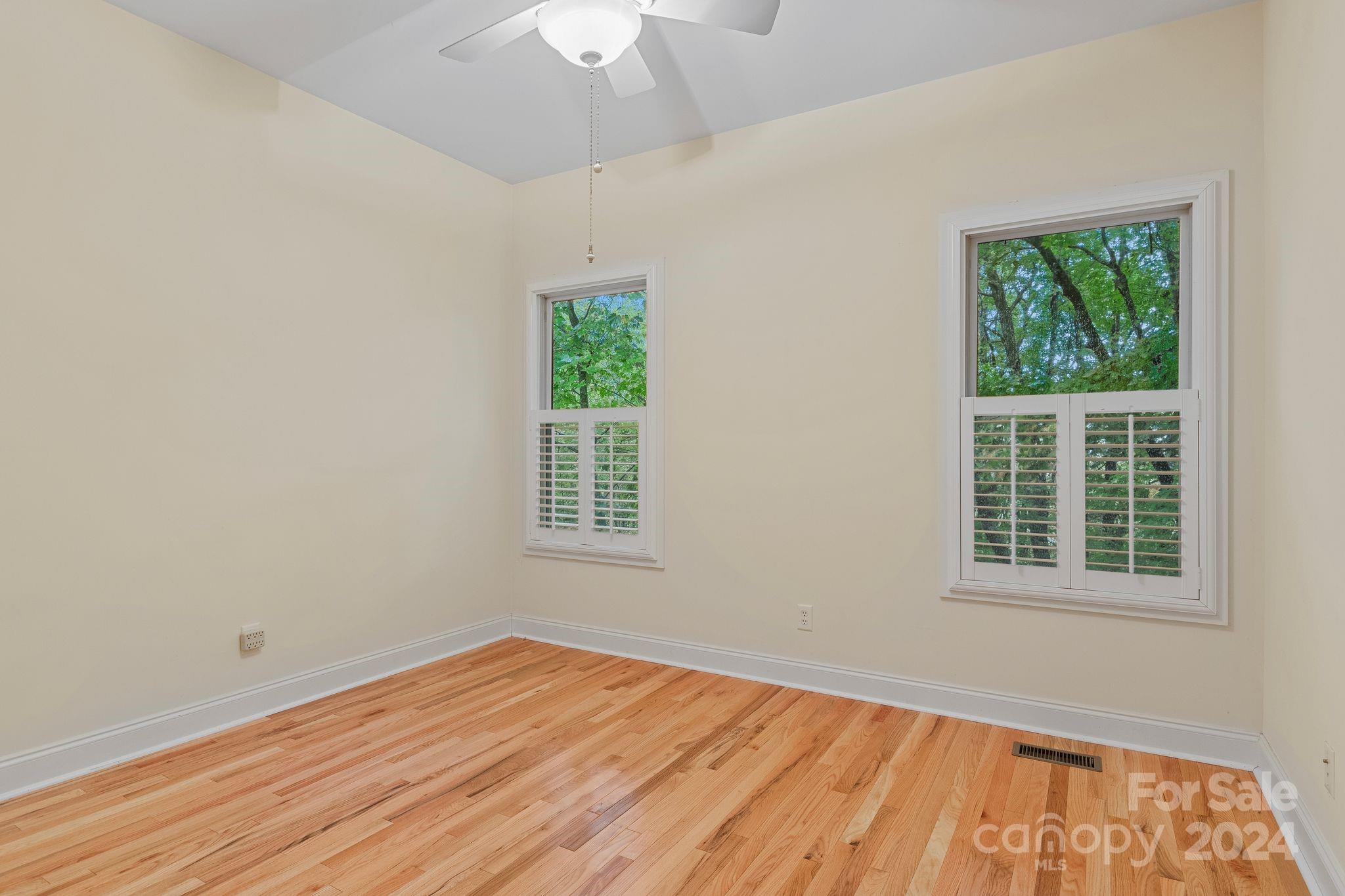 Connestee Falls - Residential