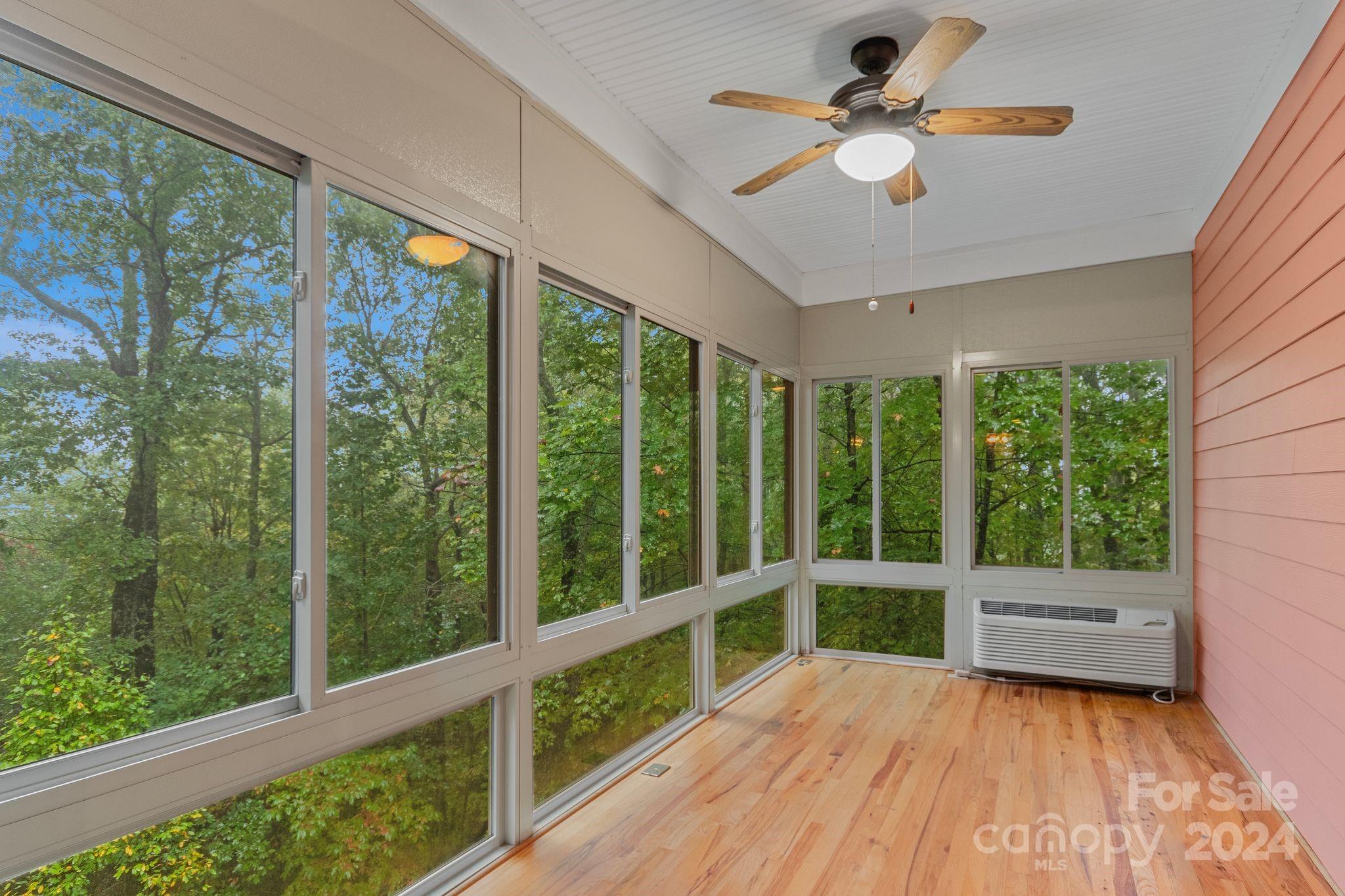 Connestee Falls - Residential