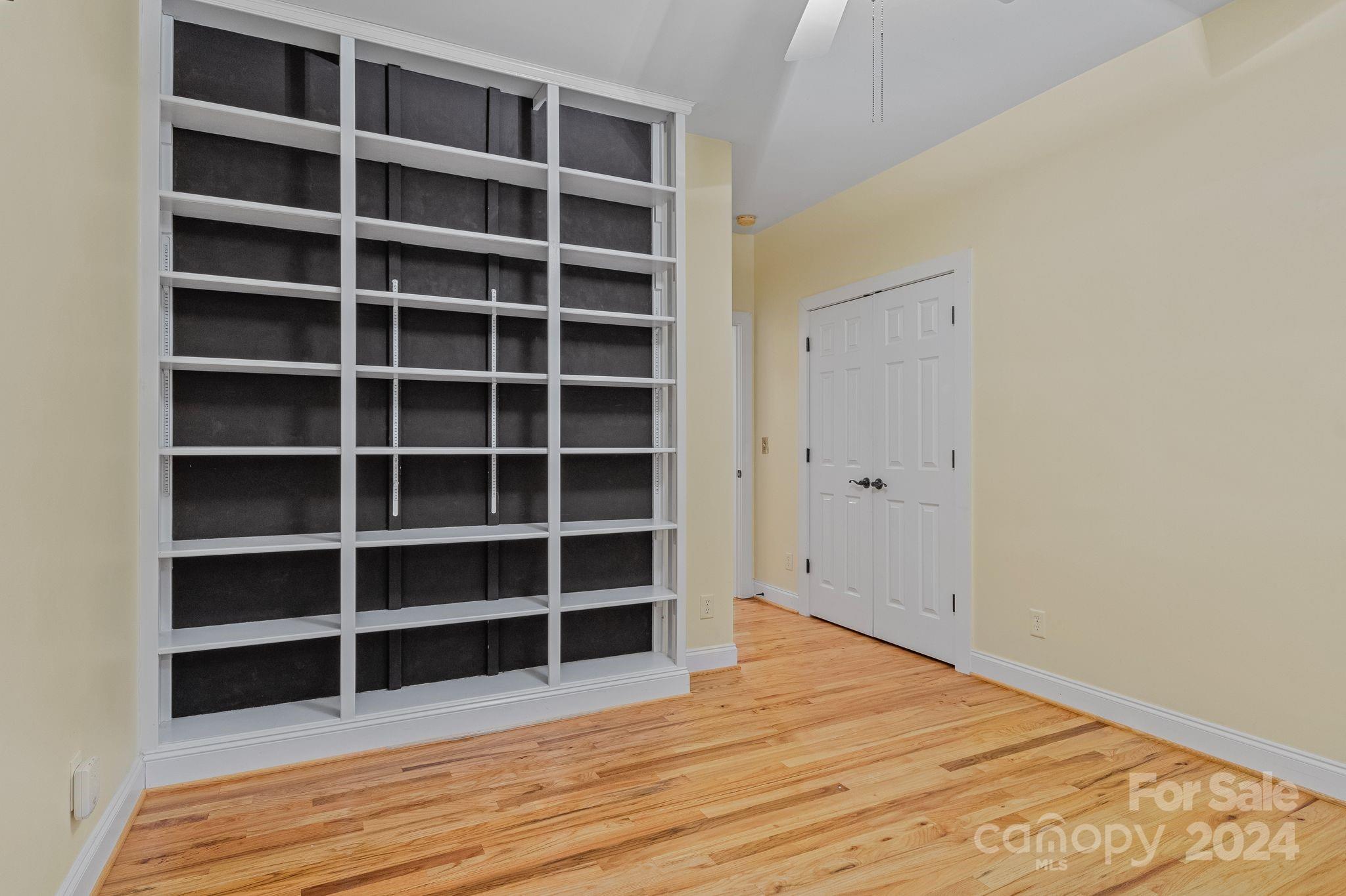 Connestee Falls - Residential