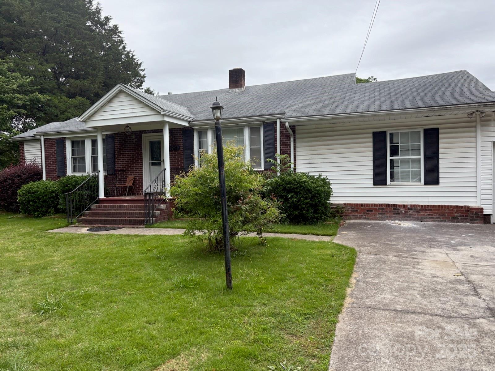 1292 Longview Road