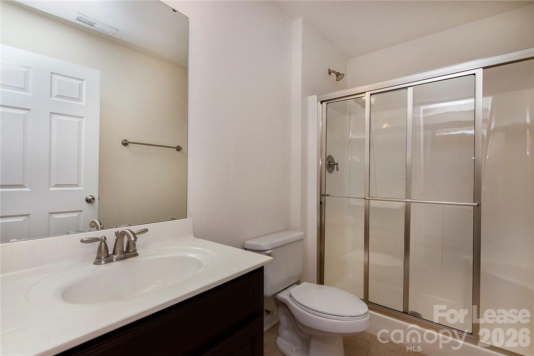 9921 Kings Parade Boulevard