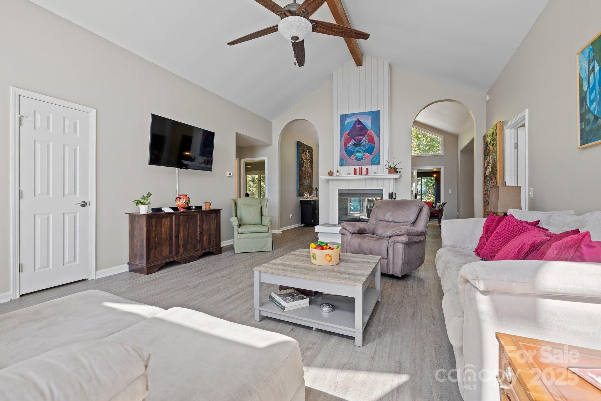 2630 Bowden Lane
