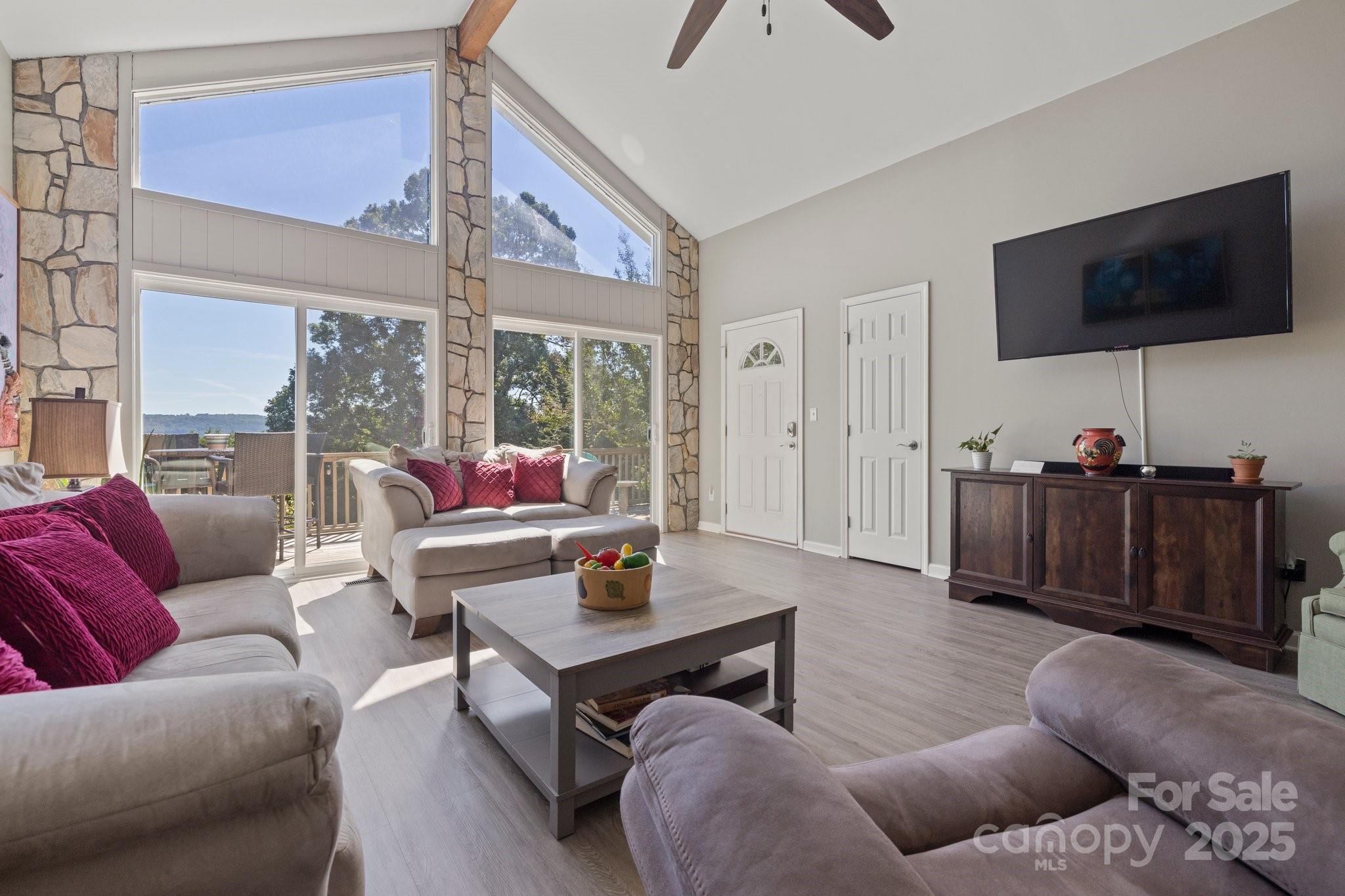 2630 Bowden Lane