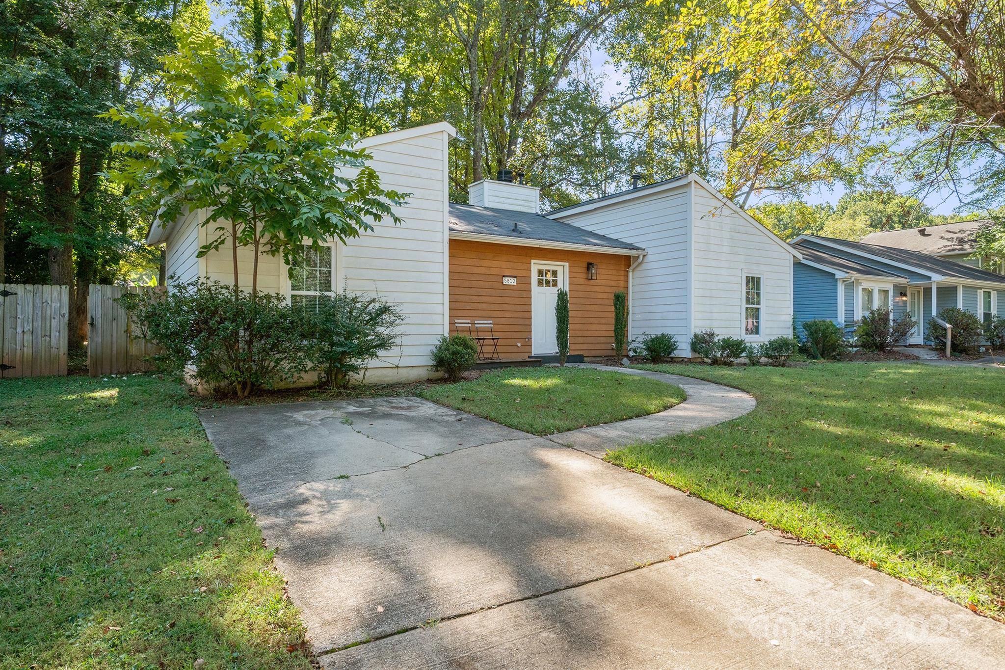 5812 Rock Hollow Drive