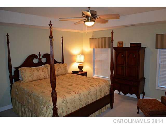 Damon Pointe - Residential