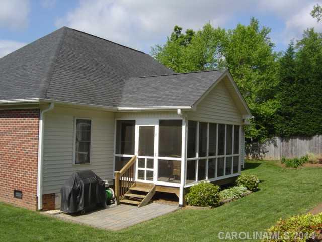 Damon Pointe - Residential