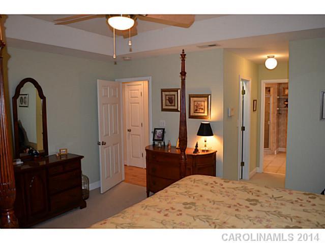 Damon Pointe - Residential