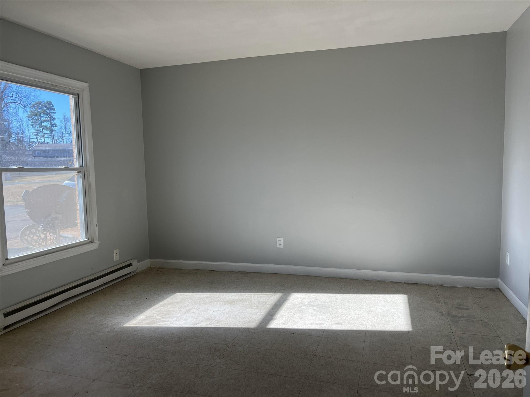 2667 Dr Carver Road 3