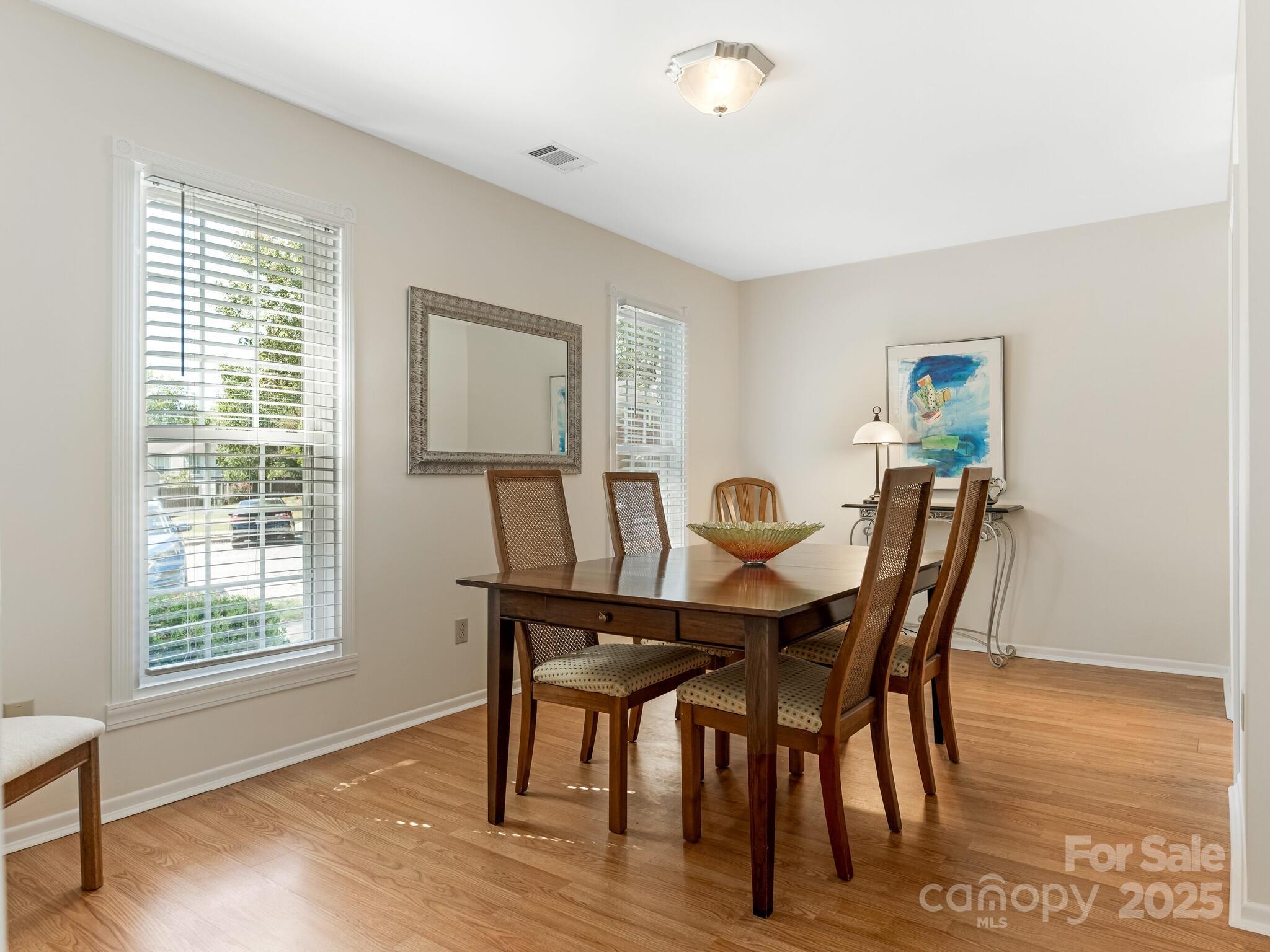 8068 Knights Bridge Road