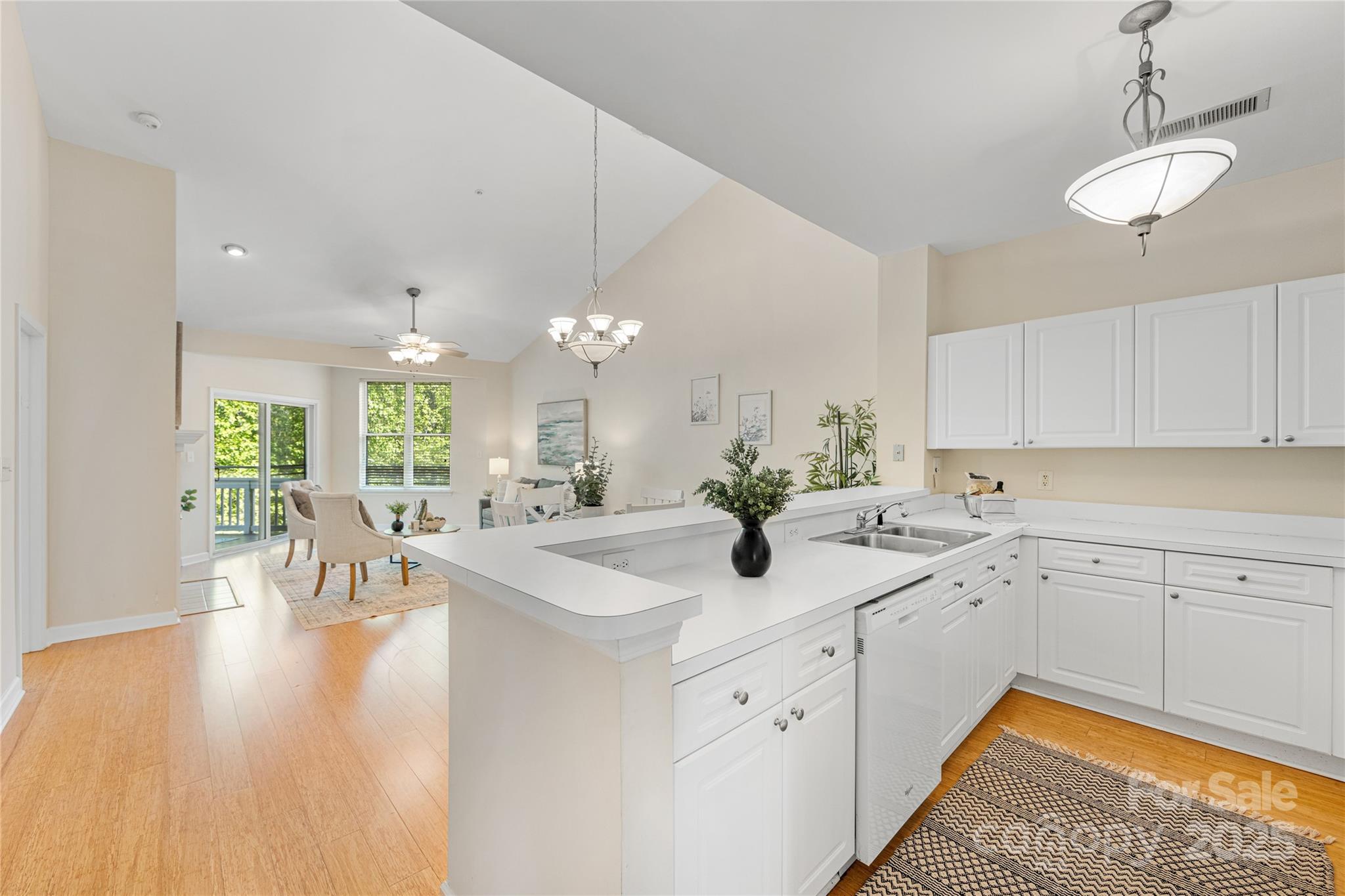 921 Northeast Drive 39