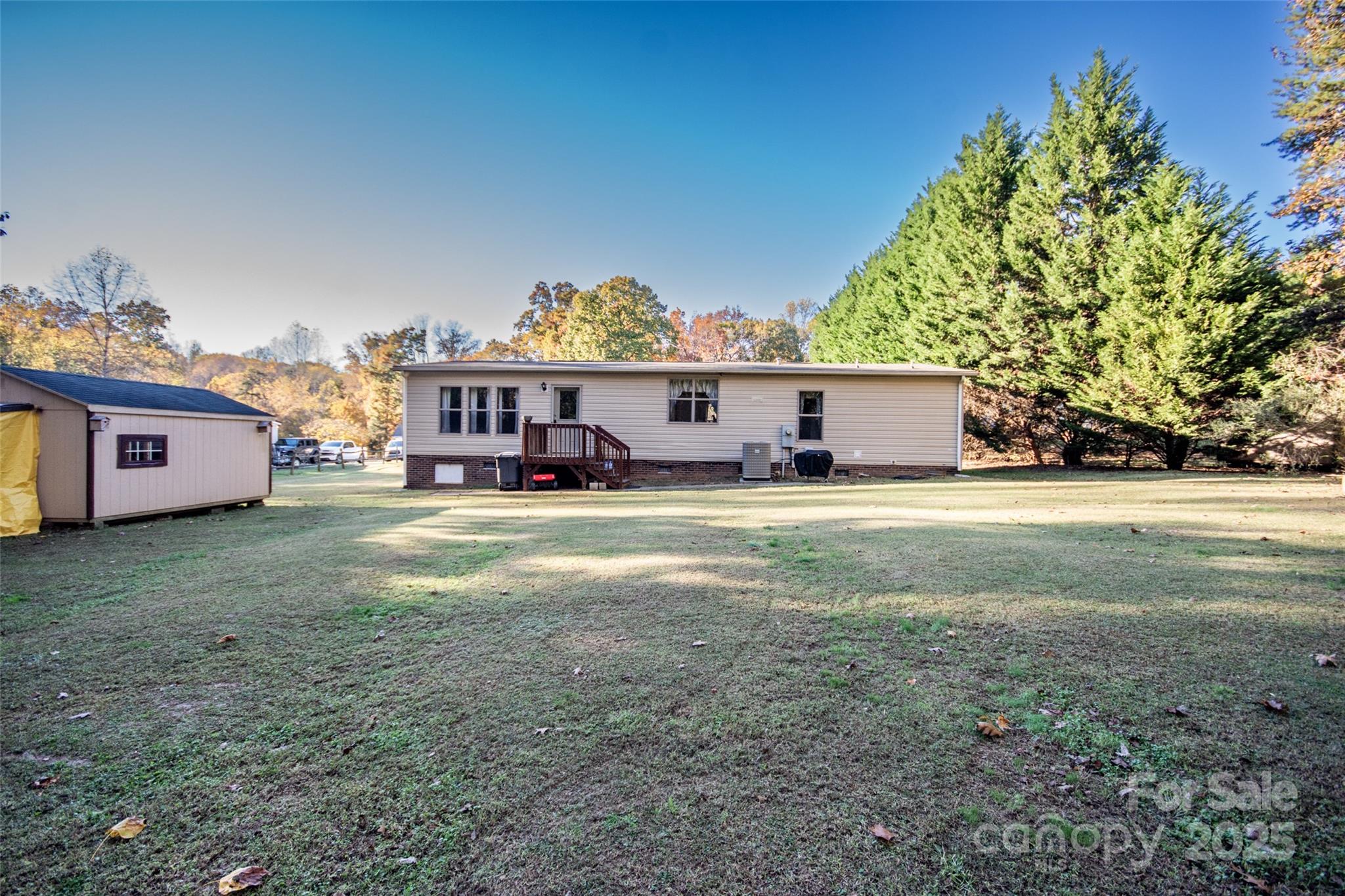 135 Tradewinds Court