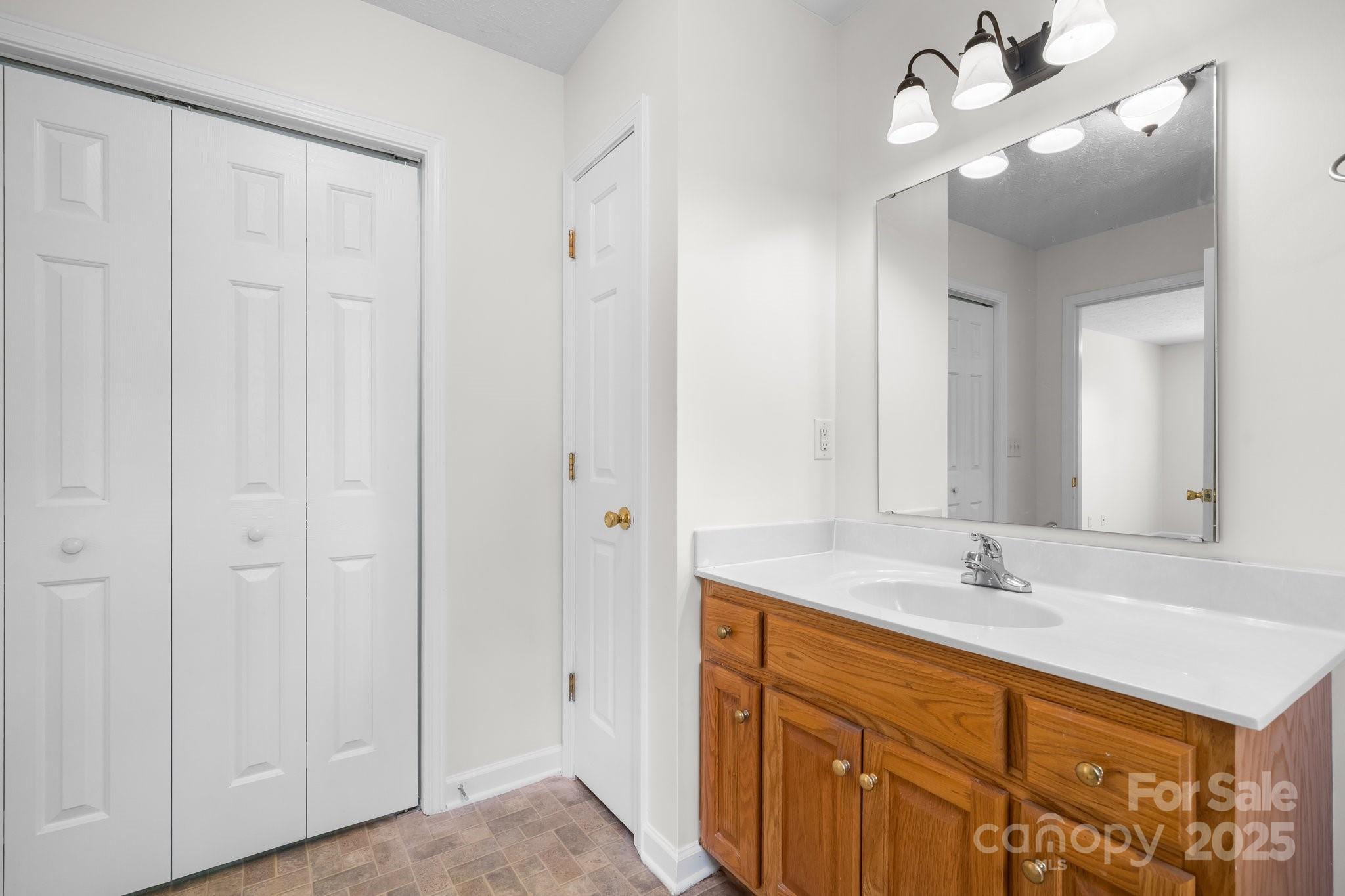 Council Oaks - Residential