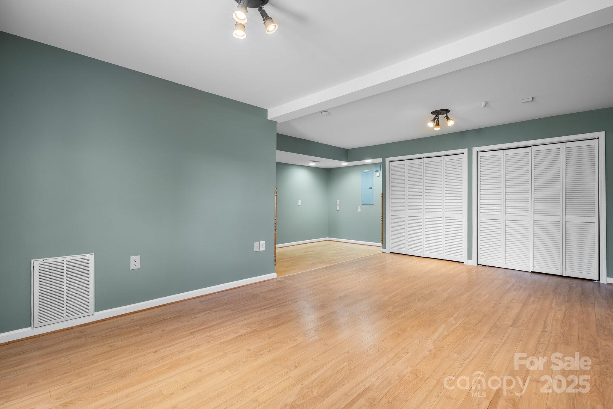 Council Oaks - Residential