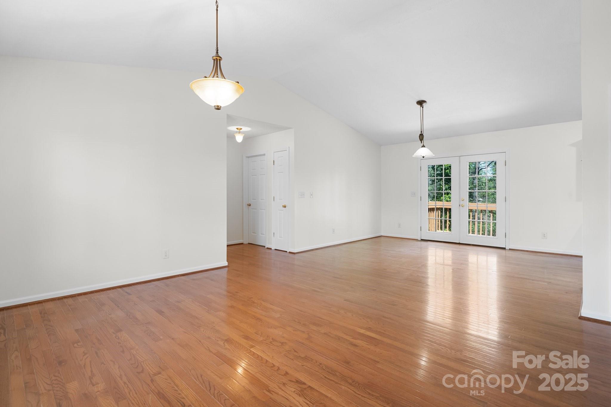 Council Oaks - Residential