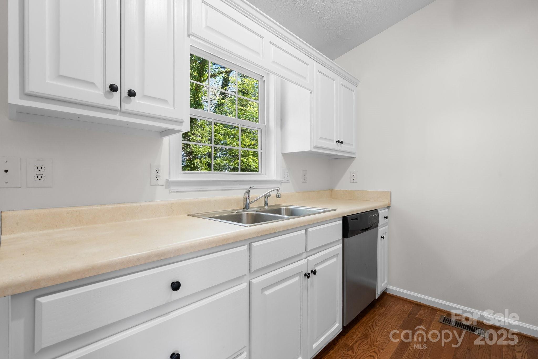 Council Oaks - Residential