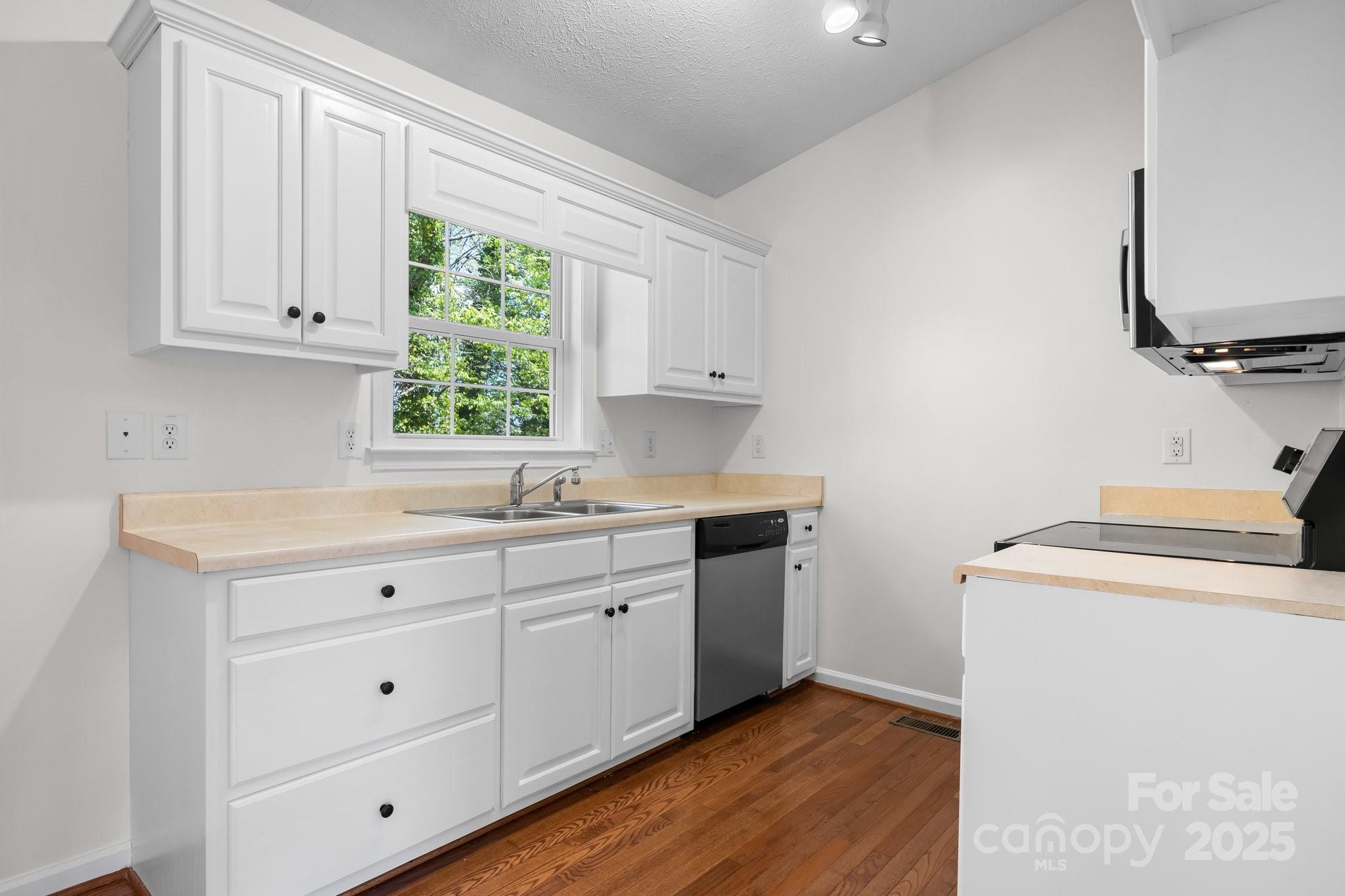 Council Oaks - Residential