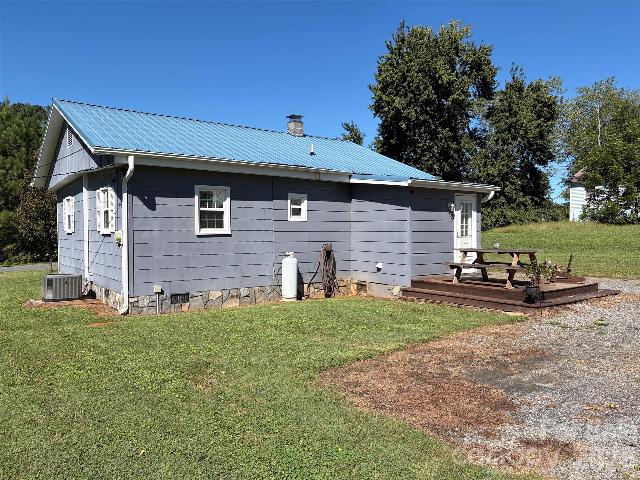 41 Whitner Drive